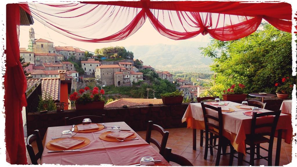 Hotel Ristorante El Caracol Mulazzo Exteriör bild