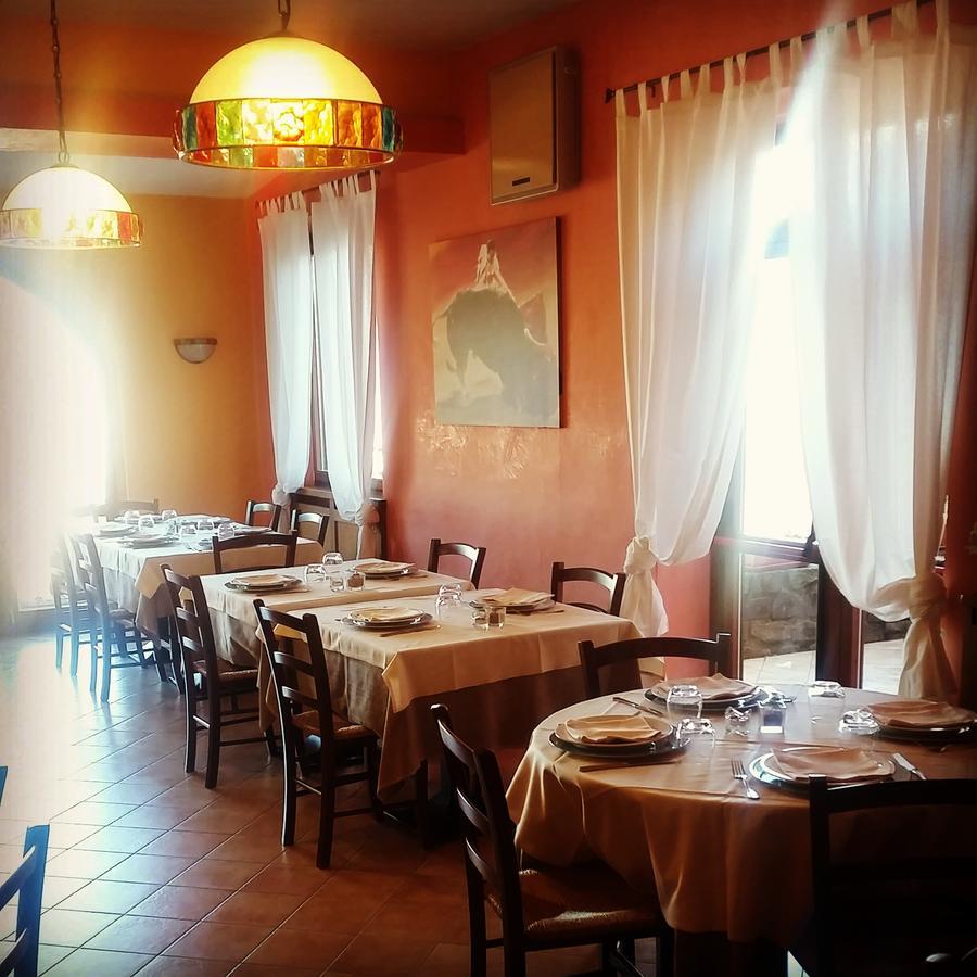 Hotel Ristorante El Caracol Mulazzo Exteriör bild